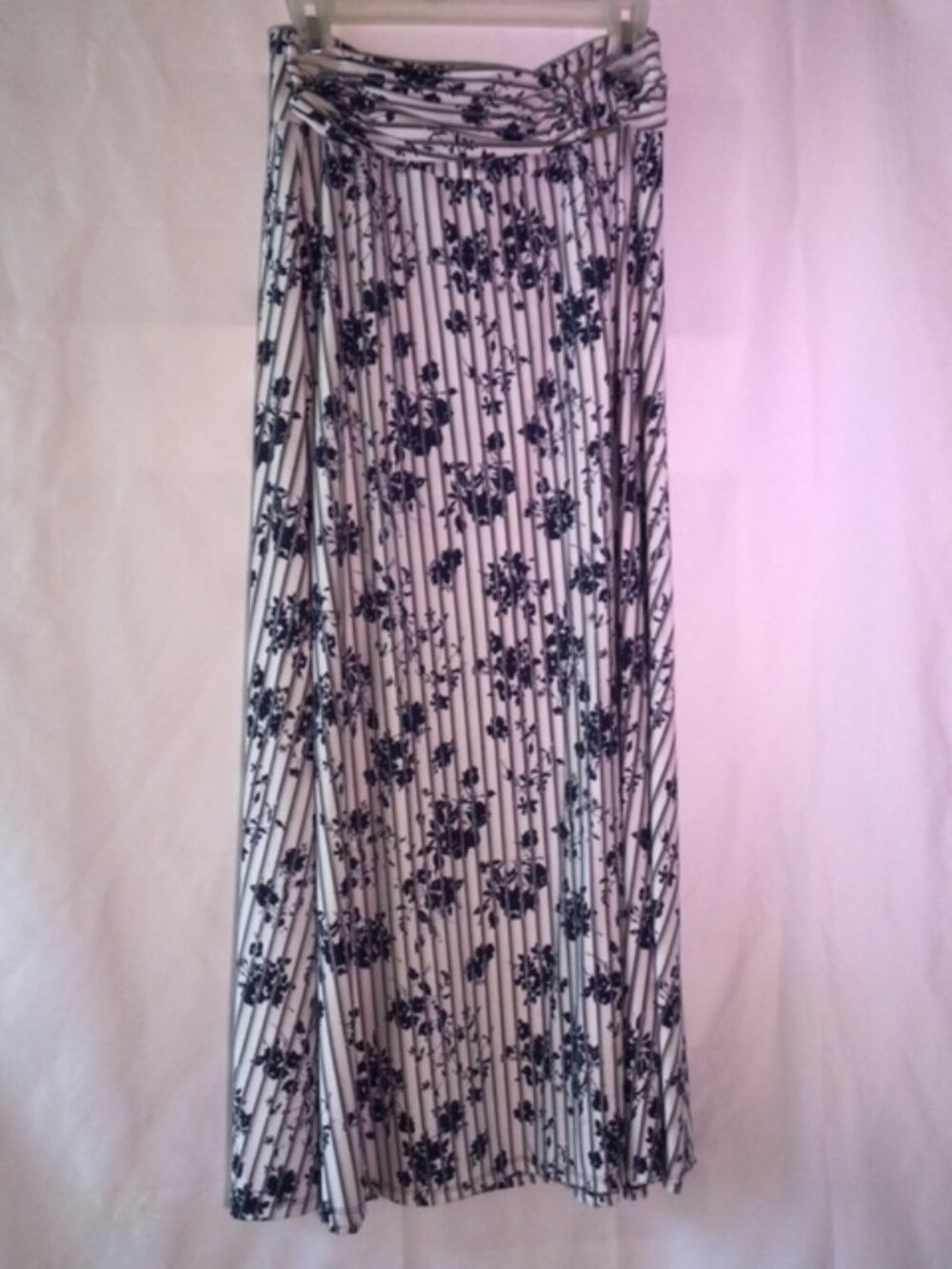 Robert Louis Floral Maxi Skirt Small Navy White Elastic Waistband